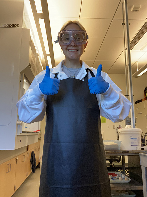 Kelsey Engelke'25 in the geology lab