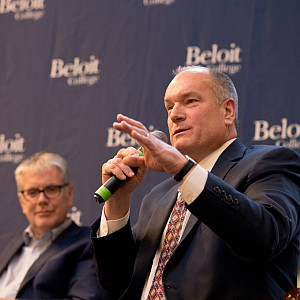 Tim McKevett’86 (right)