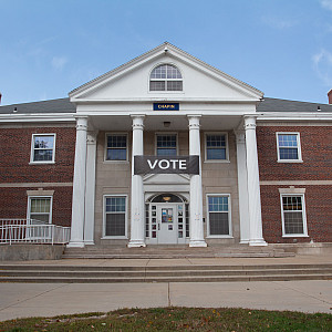 Campus encouragement to vote, as seen for the midterm elections on Chapin Hall in 2022.