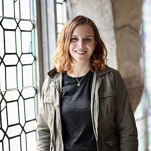 Abbie Barsness’23 chose Beloit because of the vibrant creative writing program.