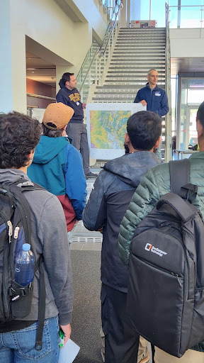 Students receive an introduction to the regional glacial geology before the trip departed.