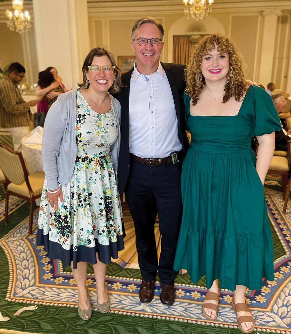Molly Rose Elkins-Ryan'01 Molly Rose Elkins-Ryan'01, Dr. Josh Murphy'92, and Dr. Liz Chiquoine'13