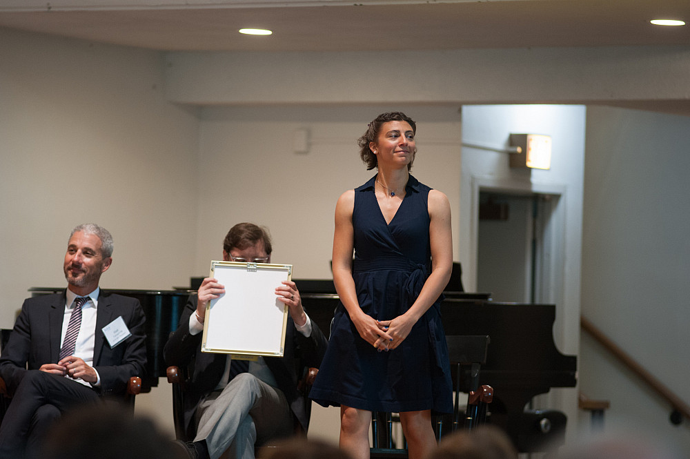 Dr. Larissa Thomas'06 received the 2016 Young Alumni Award.