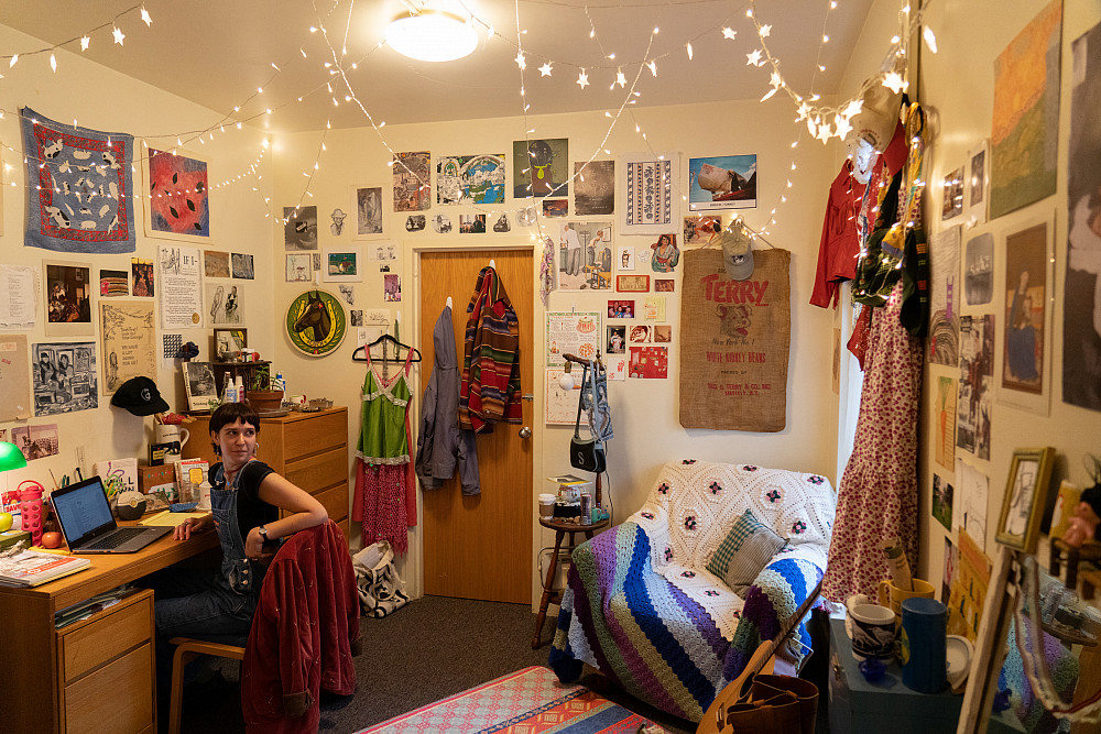 If Beloit had a contest for most imaginative dorm room décor, Sophie Wray'23 would probably win. Last year, Sophie's room (sho...