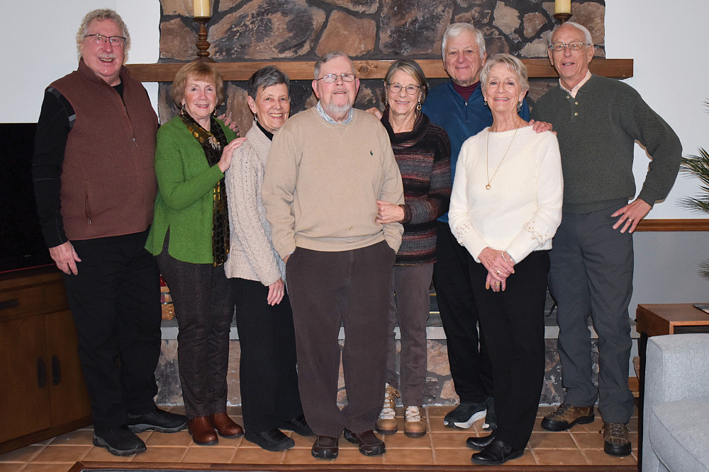 Class Notes - Sigma Alpha Epsilon (SAE) New Years Reunion Members of Sigma Alpha Epsilon (SAE) and family gather for a new years's reunion.