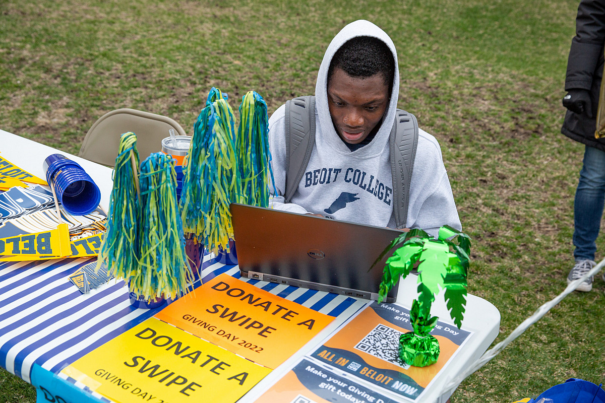Alex Atou'24 donates extra meal swipes toward Giving Day.