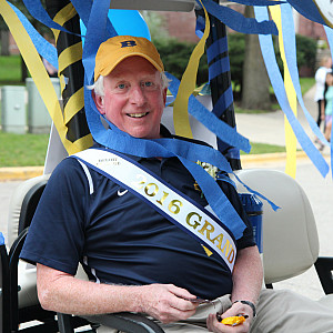A colleague described Bill Flanagan as the best imaginablestand-in for far away parents--a rare combination of the older brother, father,...