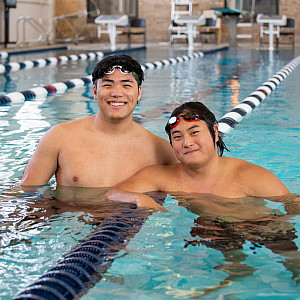 Ben’25 and Max’23 Saladar