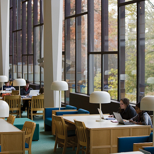 Students study in the Beloit College library in 2007.