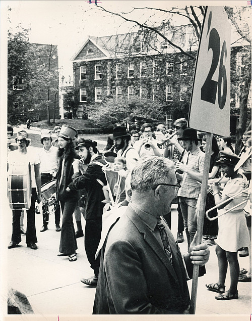 Capturing the magic of all Reunions, it shows current students crossing paths with returning alumni -- in this case, alumni from the 1920...