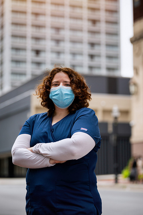 Shanna Dell'10 opted to take a clinical post during the pandemic so she could care for sick people the way she would want to be treated.