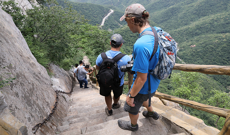 Beloit students and professors travel to the Yellow River area in China to take part in the Lands...